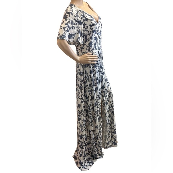 Torrid Maxi Challis Walkthrough Dress Blue Floral Paisley Maxi Romper Women Sz10 - Picture 8 of 14